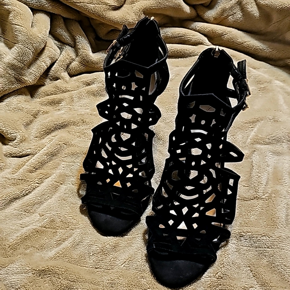 Jessica Simpson laser cut heels